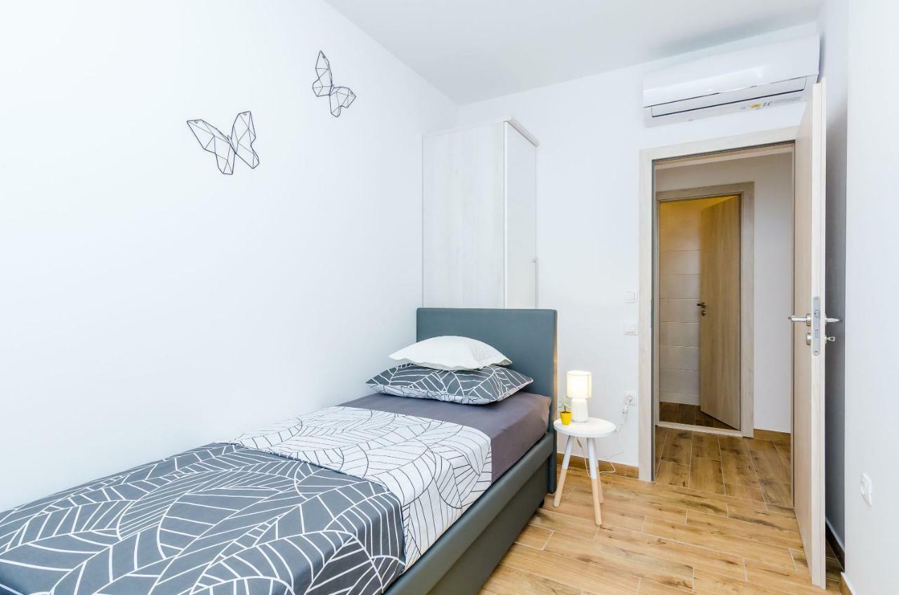 Apartment Moon River Mokošica Buitenkant foto